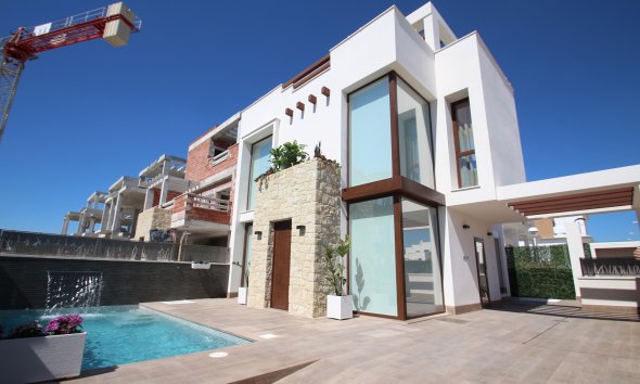 Villa - Obra nueva -
        Playa Paraiso - NBH-51294