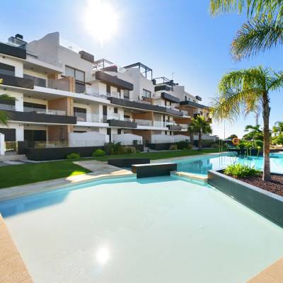 Kim & Carina - Køber & Sælger i Villamartin