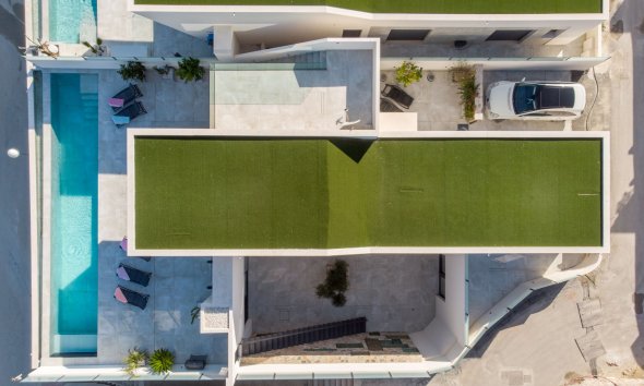 Obra nueva - Villa -
Rojales