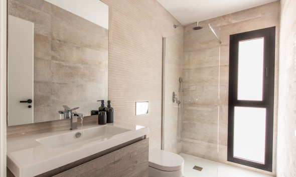 Obra nueva - Villa -
Orihuela Costa
