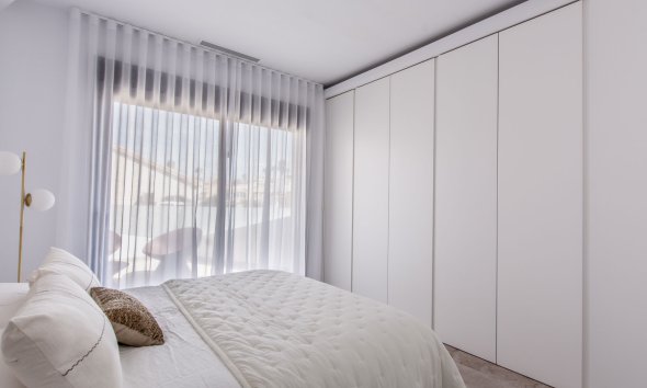 Obra nueva - Villa -
Orihuela Costa