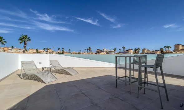 Obra nueva - Villa -
Orihuela Costa