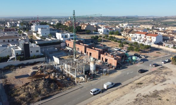 Obra nueva - Villa -
Benijofar