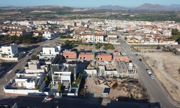 Obra nueva - Villa -
Benijofar
