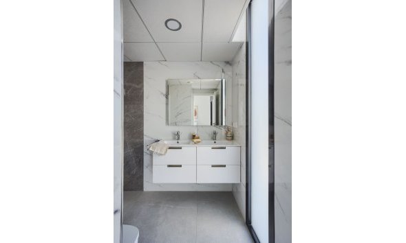 Obra nueva - Villa -
Murcia