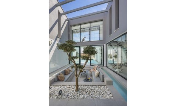 Obra nueva - Villa -
Murcia