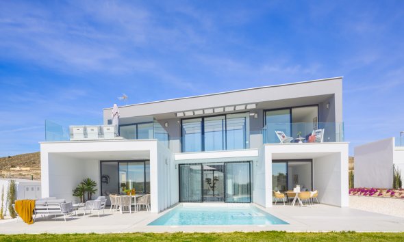 Obra nueva - Villa -
Murcia