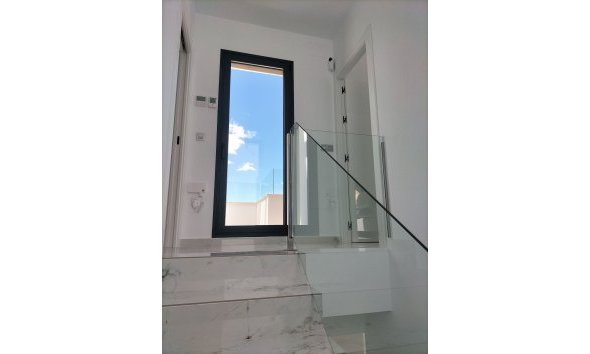 Obra nueva - Villa -
Pilar de la Horadada