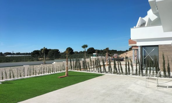 Obra nueva - Villa -
Pilar de la Horadada