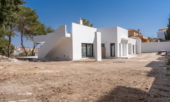 Obra nueva - Villa -
Orihuela Costa