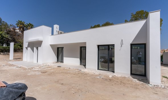 Obra nueva - Villa -
Orihuela Costa