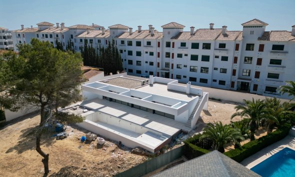Obra nueva - Villa -
Orihuela Costa