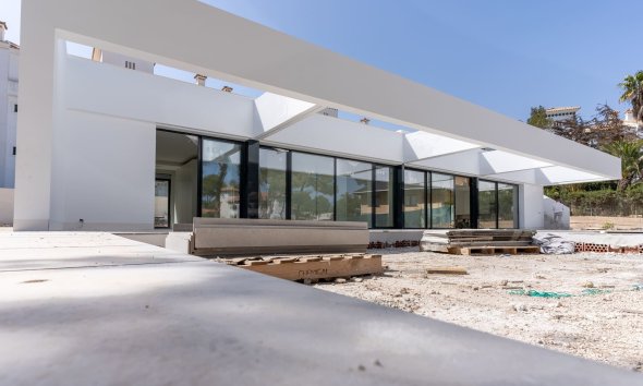 Obra nueva - Villa -
Orihuela Costa