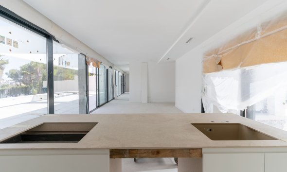 Obra nueva - Villa -
Orihuela Costa