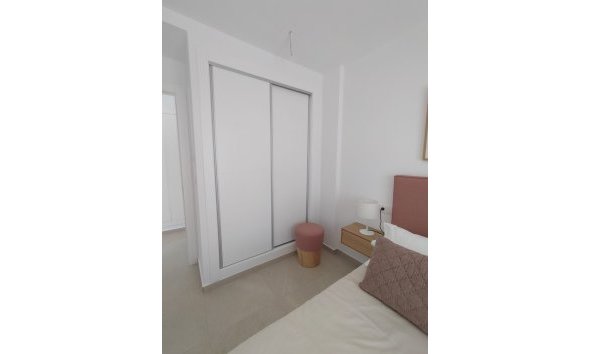 Obra nueva - Villa -
Entrenaranjos