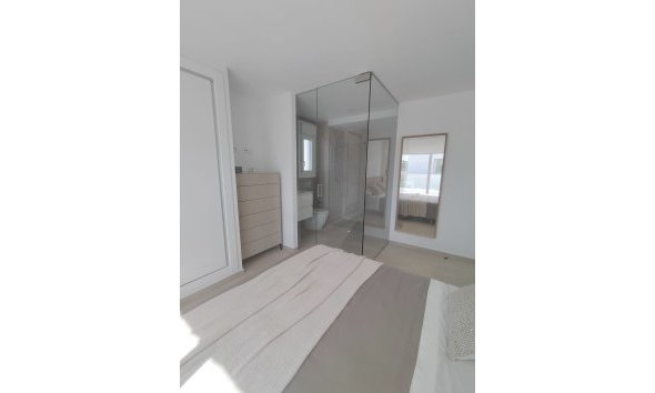 Obra nueva - Villa -
Entrenaranjos