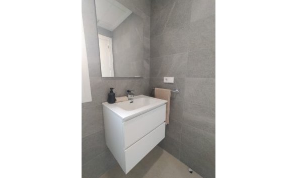 Obra nueva - Villa -
Entrenaranjos