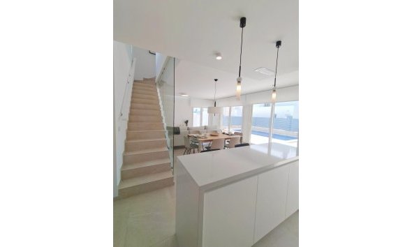 Obra nueva - Villa -
Entrenaranjos