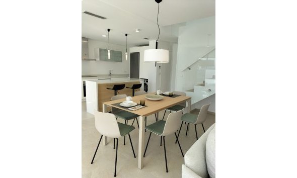 Obra nueva - Villa -
Entrenaranjos