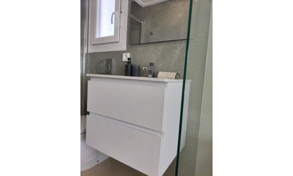 Obra nueva - Villa -
Entrenaranjos