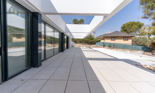 Obra nueva - Villa -
Orihuela Costa