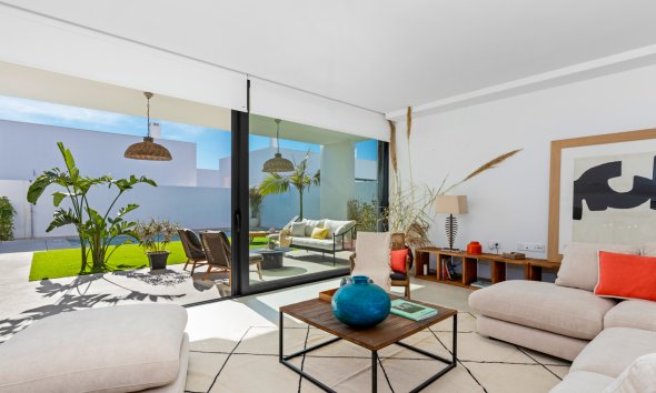 Obra nueva - Villa -
Islas Menores