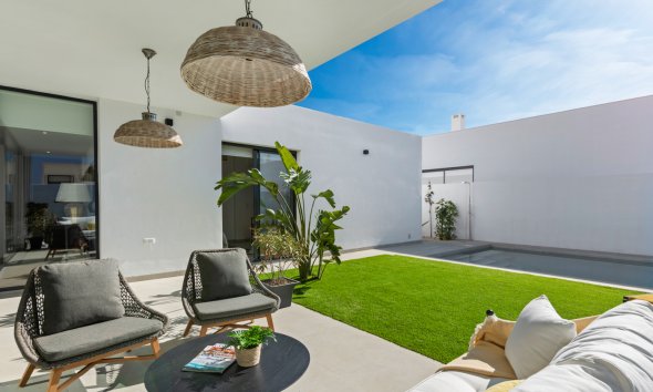 Obra nueva - Villa -
Islas Menores