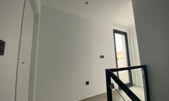 Obra nueva - Villa -
Los Alcázares