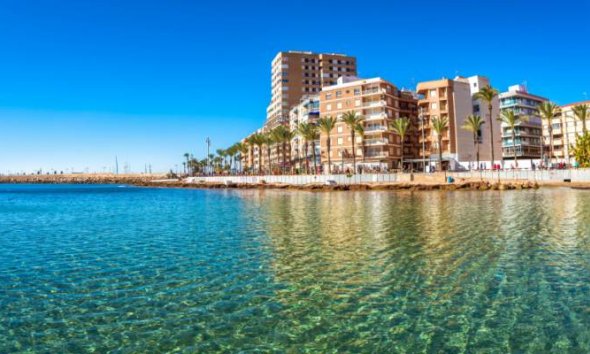 Obra nueva - Apartamento -
Algorfa