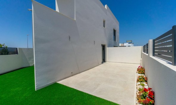 Obra nueva - Adosado -
Benijofar