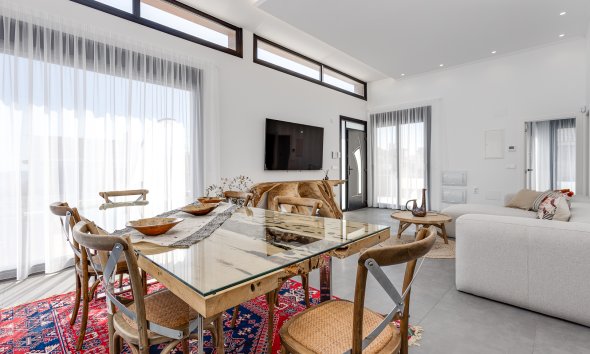 Obra nueva - Villa -
La Mata