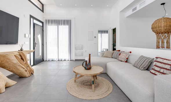 Obra nueva - Villa -
La Mata