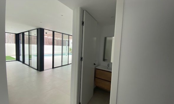 Obra nueva - Villa -
Orihuela Costa