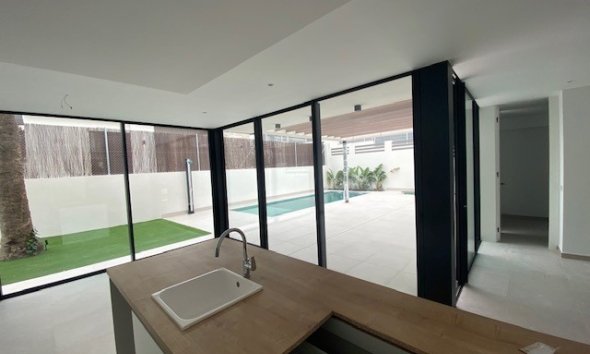 Obra nueva - Villa -
Orihuela Costa