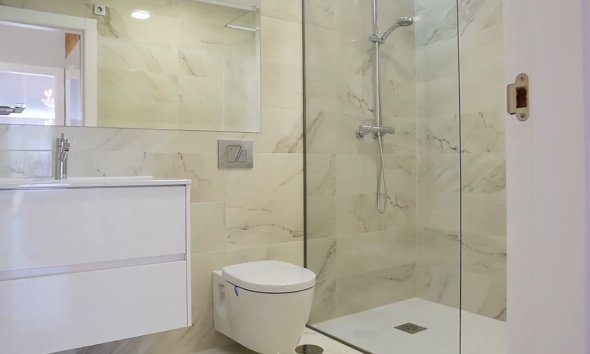 Obra nueva - Villa -
Orihuela Costa