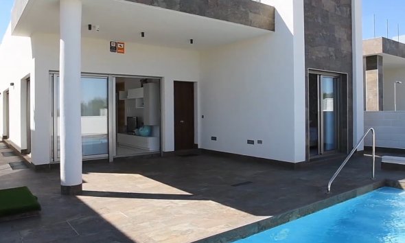 Obra nueva - Villa -
Orihuela Costa