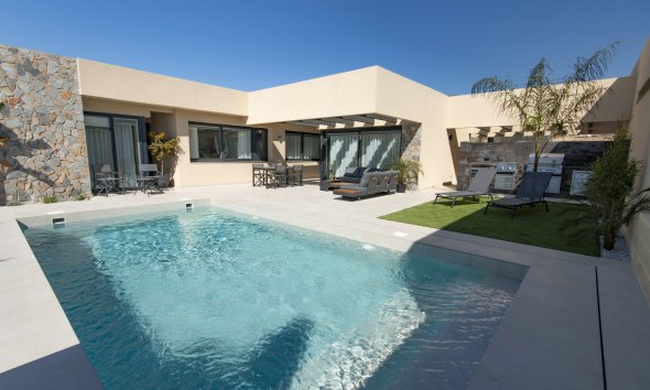 Obra nueva - Villa -
Murcia