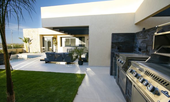 Obra nueva - Villa -
Murcia