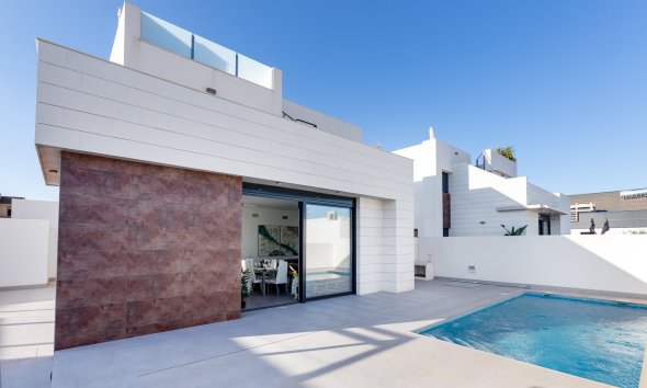 Obra nueva - Villa -
Pilar de la Horadada