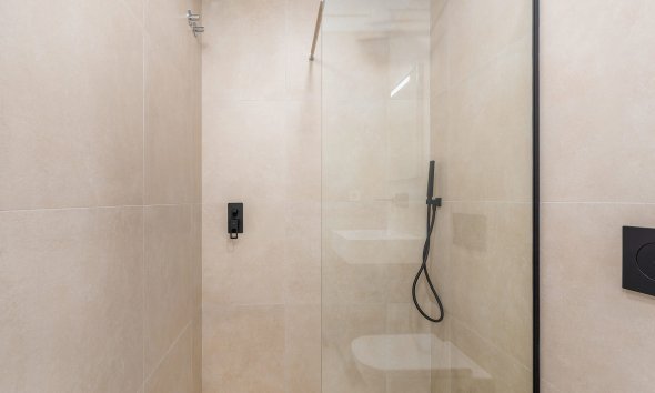 Obra nueva - Villa -
Los Alcázares