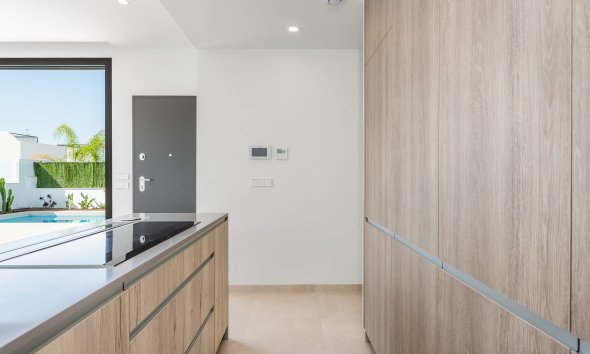 Obra nueva - Villa -
Los Alcázares