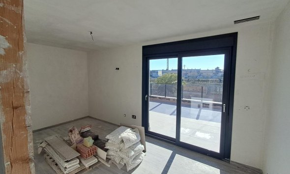 Nybyggeri - Villa -
Pilar de la Horadada