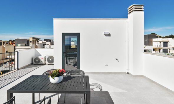 Obra nueva - Villa -
San Miguel de Salinas