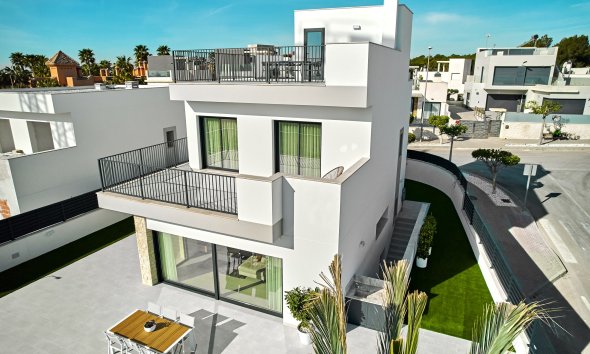Nybyggeri - Villa -
San Miguel de Salinas