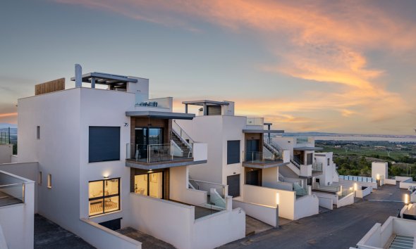 Obra nueva - Apartamento -
San Miguel de Salinas