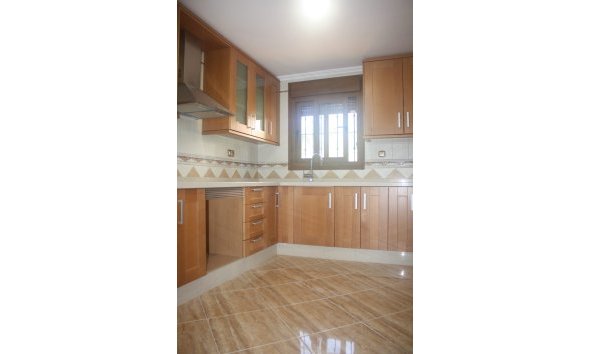 Obra nueva - Villa -
Torrevieja