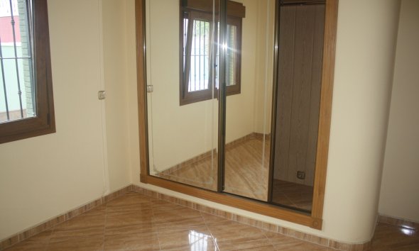 Obra nueva - Villa -
Torrevieja