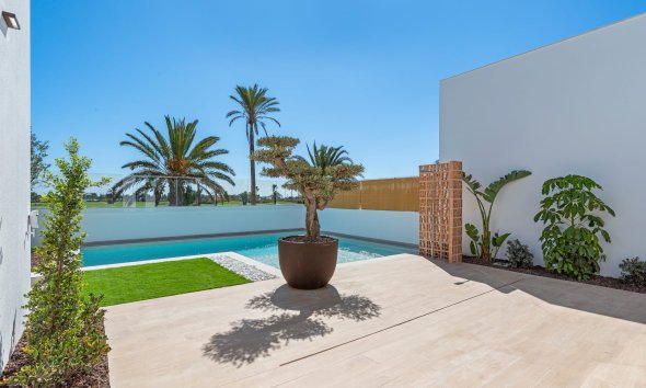 Obra nueva - Villa -
Los Alcázares