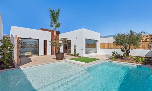 Obra nueva - Villa -
Los Alcázares