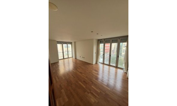 Obra nueva - Apartamento -
Elche